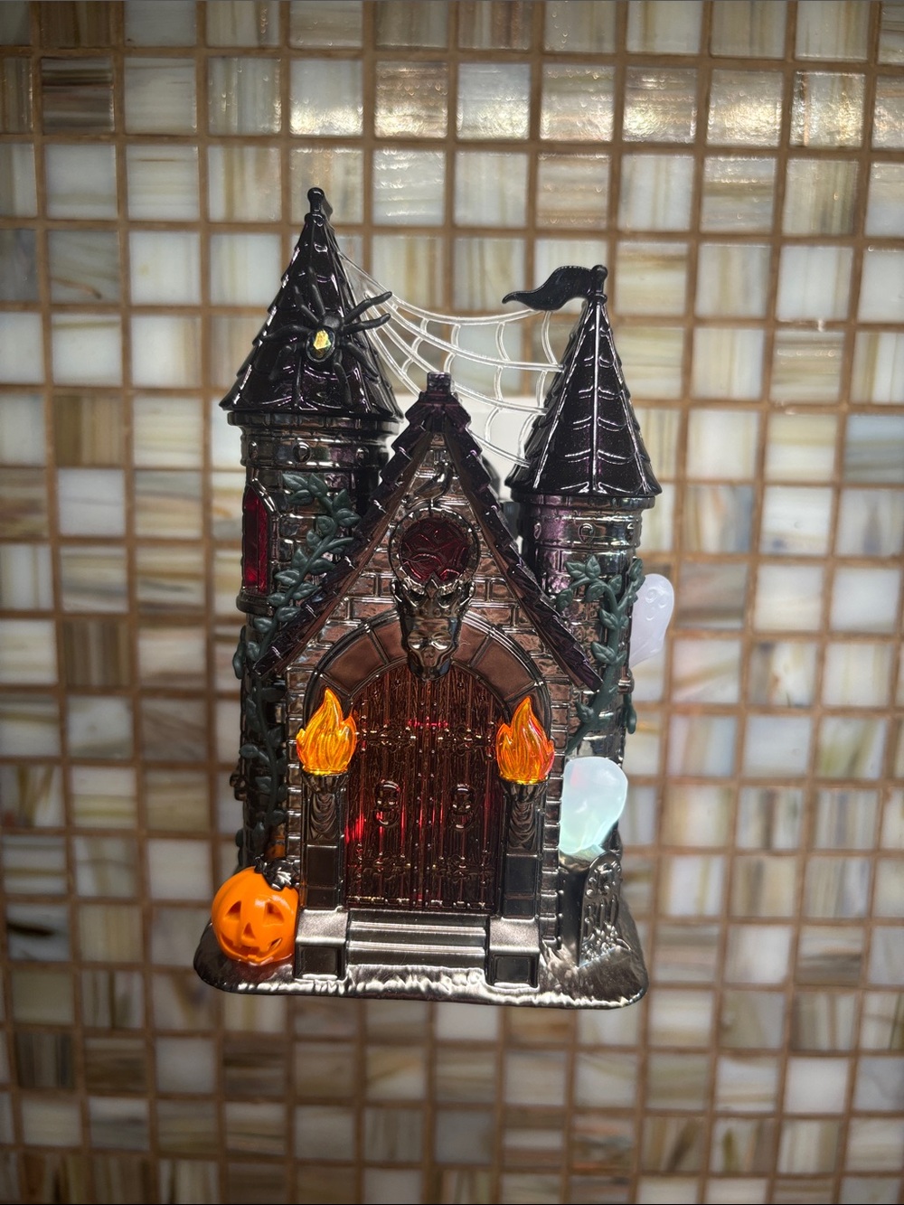 Bath & Body Works Haunted House Wallflower Plug